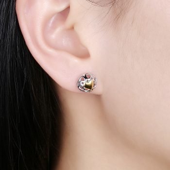 Giffany 925 Sterling Silver Hollow Out Heart Shape Stud Earrings
