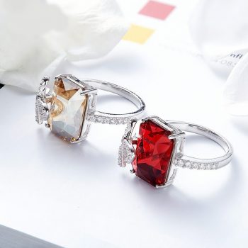Giffany 925 sterling silver Fashion Finger Ring Embellished with Swarovski Red Cut Rectangle Crystal